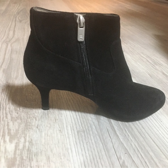 Suede bootie - Picture 2 of 2
